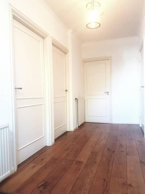 In the old City Centre of Edam, unique apartment. Extérieur photo